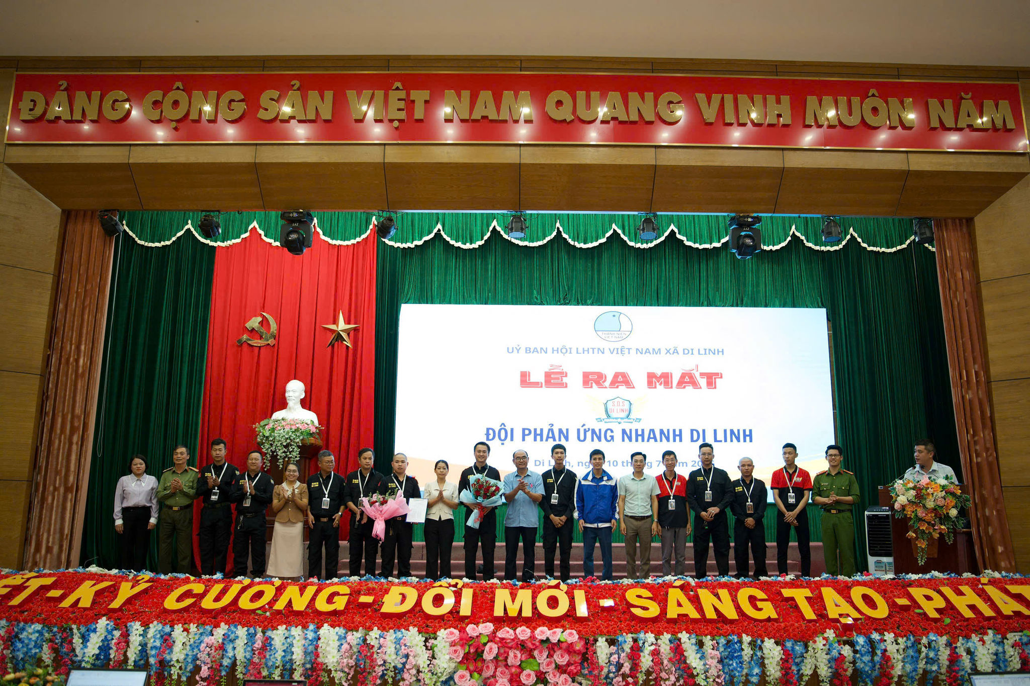 Đội Phản ứng nhanh Di Linh chính thức ra mắt.