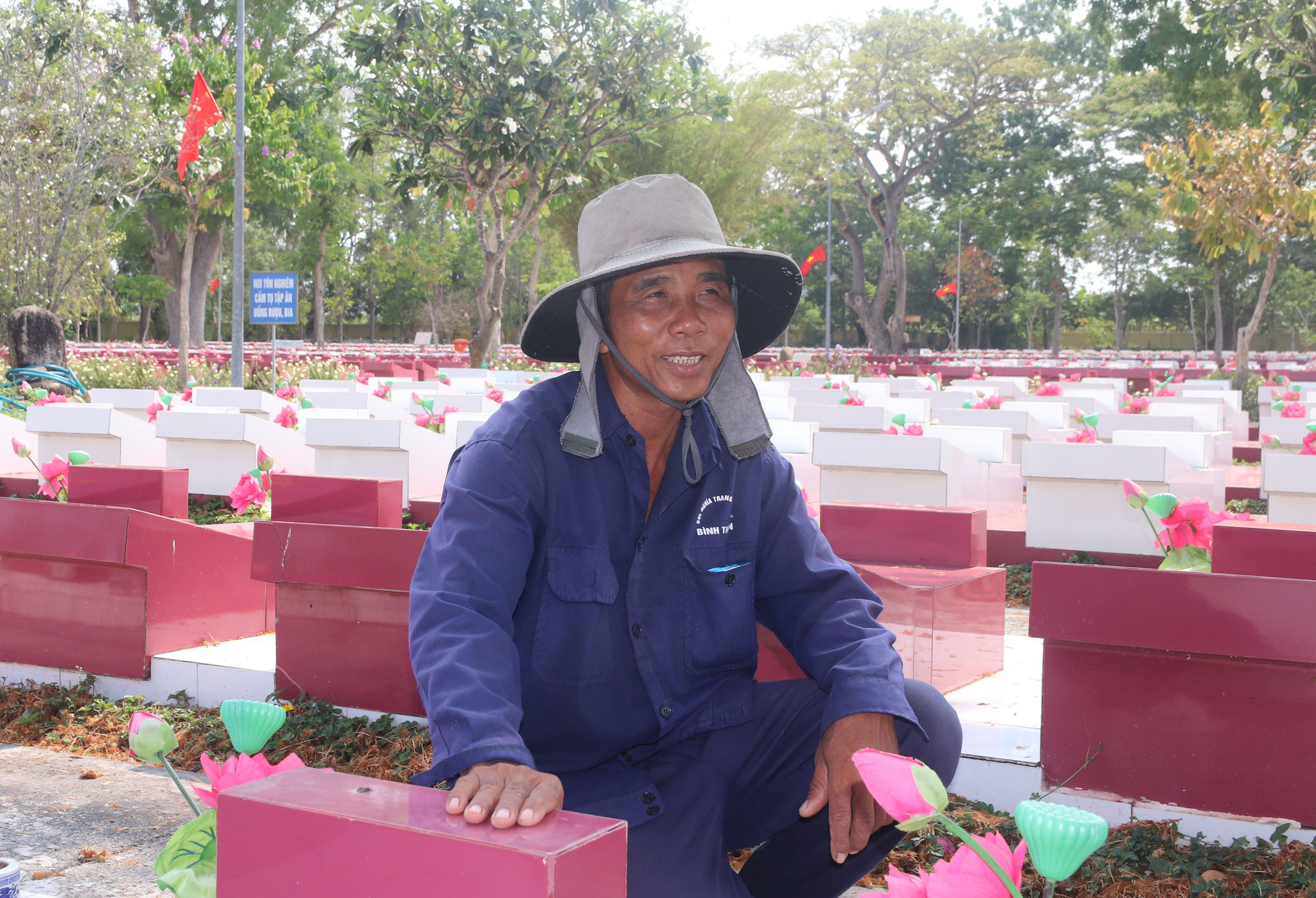 Anh Lương Thanh Đời gắn bó với công việc tại NTLS 10 năm nay