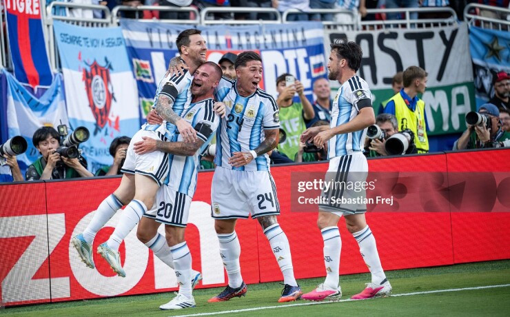 Messi lại tỏa sáng