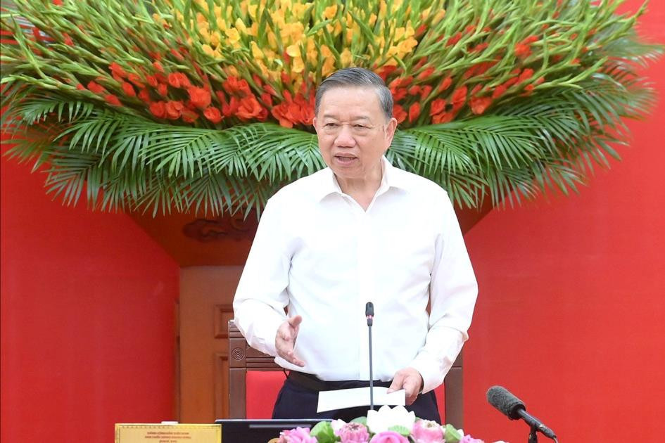 cdn.nhandan.vn-images-22f099ca8bc7ae81aa2a8d3416a84bf8135bd8dd85c166b89c11c331e2b391d51698432c549357af0ea3718eab50afda4660c16e897fe5b6766f85a421dd8222-_tongbithu(1).jpg