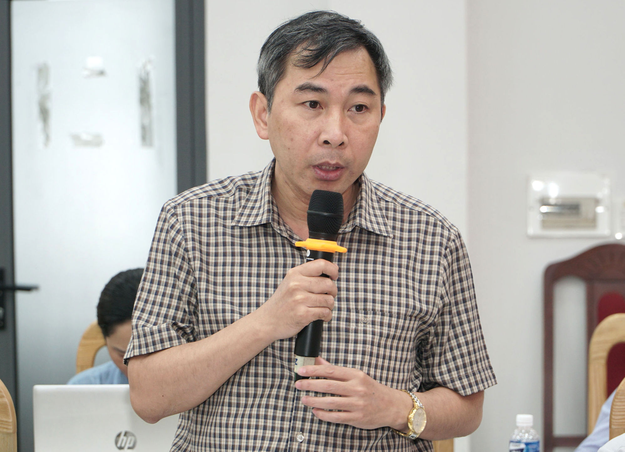 tinh-uy-vien-pho-chu-nhiem-thuong-truc-uy-ban-kiem-tra-tinh-uy-phat-bieu-tai-buoi-lam-viec(1).jpg