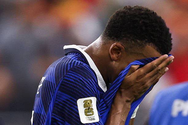 Kylian Mbappe bị phong tỏa hoàn toàn và không thể tạo nên sự khác biệt.