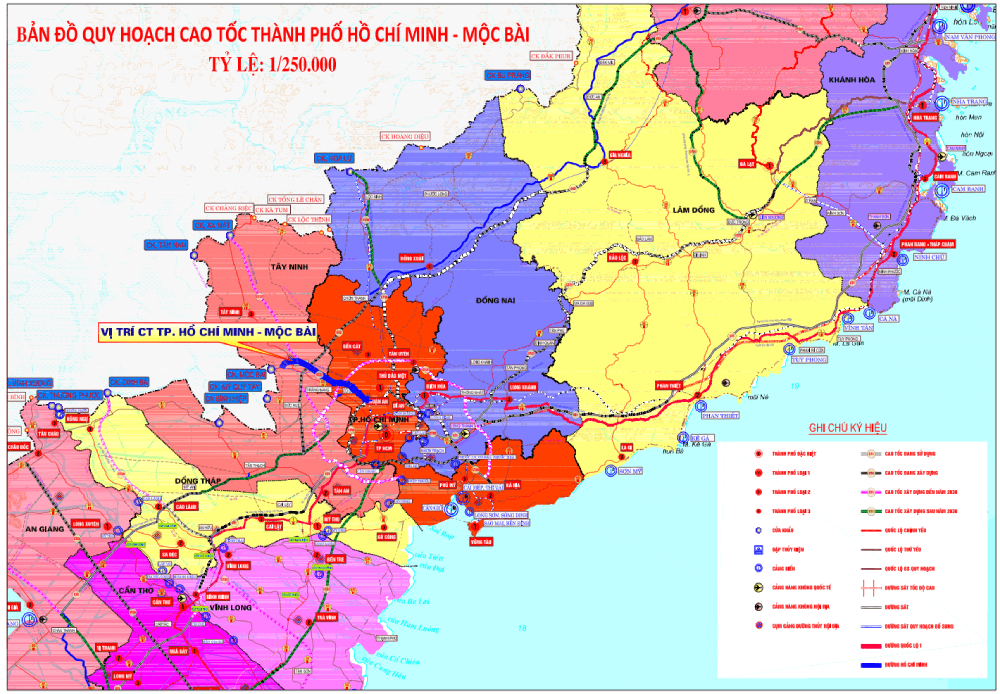Người dân tại các khu vực phường An Tịnh, Gia Lộc, Gò Dầu nhận tiền bồi thường làm cao tốc