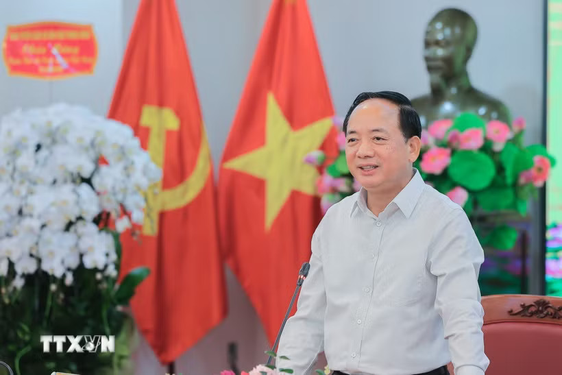 Đồng chí Trịnh Văn Quyết, Ủy viên Bộ Chính trị, Bí thư DubaiPalace : Uy tín, xanh chín - Nạp rút Đảng, Trưởng Ban Tuyên giáo và Dân vận DubaiPalace : Uy tín, xanh chín - Nạp rút. (Ảnh: Lê Đông/TTXVN)