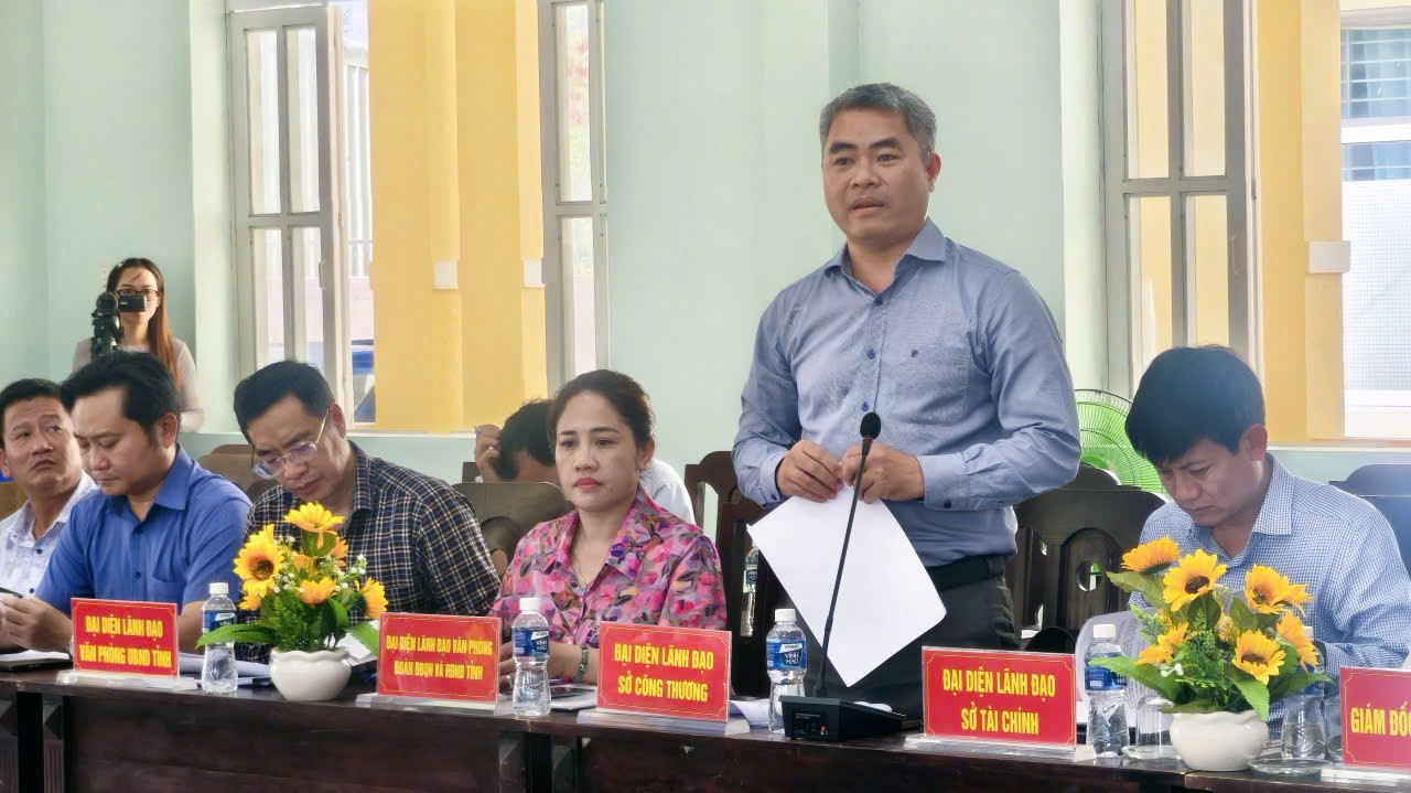 ong-tran-vu-ngoan-pho-giam-doc-so-cong-thuong-lam(1).jpg