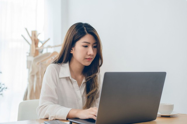 Cự Giải có xu hướng kiên quyết bảo vệ suy nghĩ cá nhân dựa trên trực giác và cảm xúc