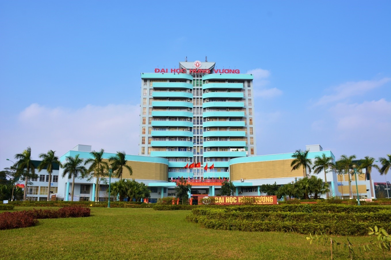 Trường Đại học Hùng Vương