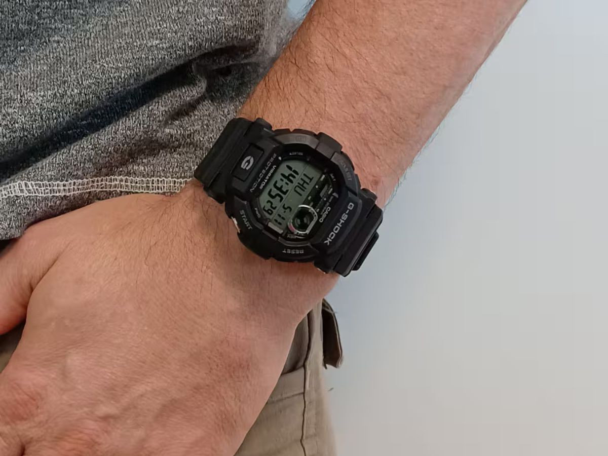 Đồng hồ Casio G-Shock GD-350-1 phiên bản cũ