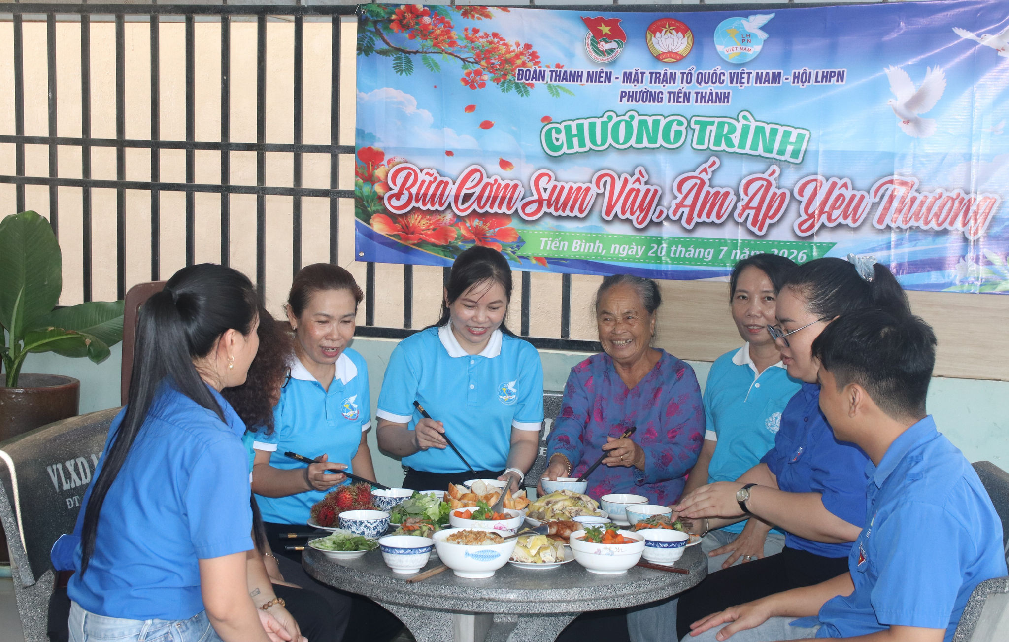 Những câu chuyện ấm cúng tại gia đình người chiến sĩ cách mạng kiên trung Đặng Thị Bờ