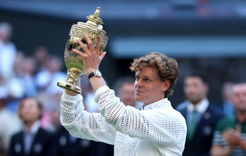 Jannik Sinner cùng chức vô địch Wimbledon thứ 2 liên tiếp.