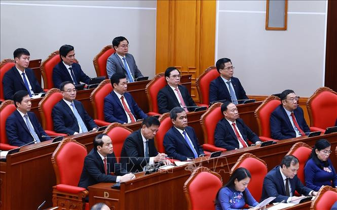 vna_potal_be_mac_hoi_nghi_ban_chap_hanh_trung_uong_dang_lan_thu_3_khoa_xiv_stand (4)