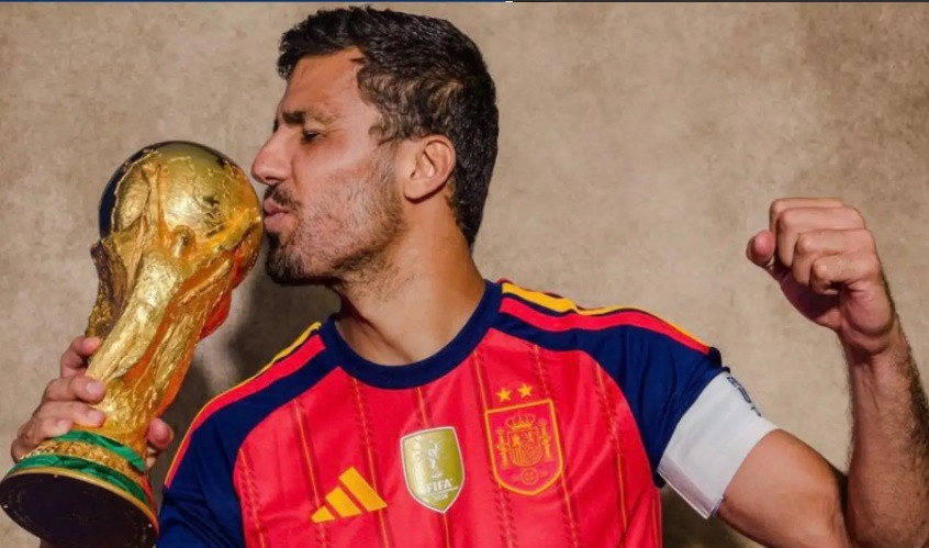 Rodri đang được nhiều CLB lớn theo đuổi.