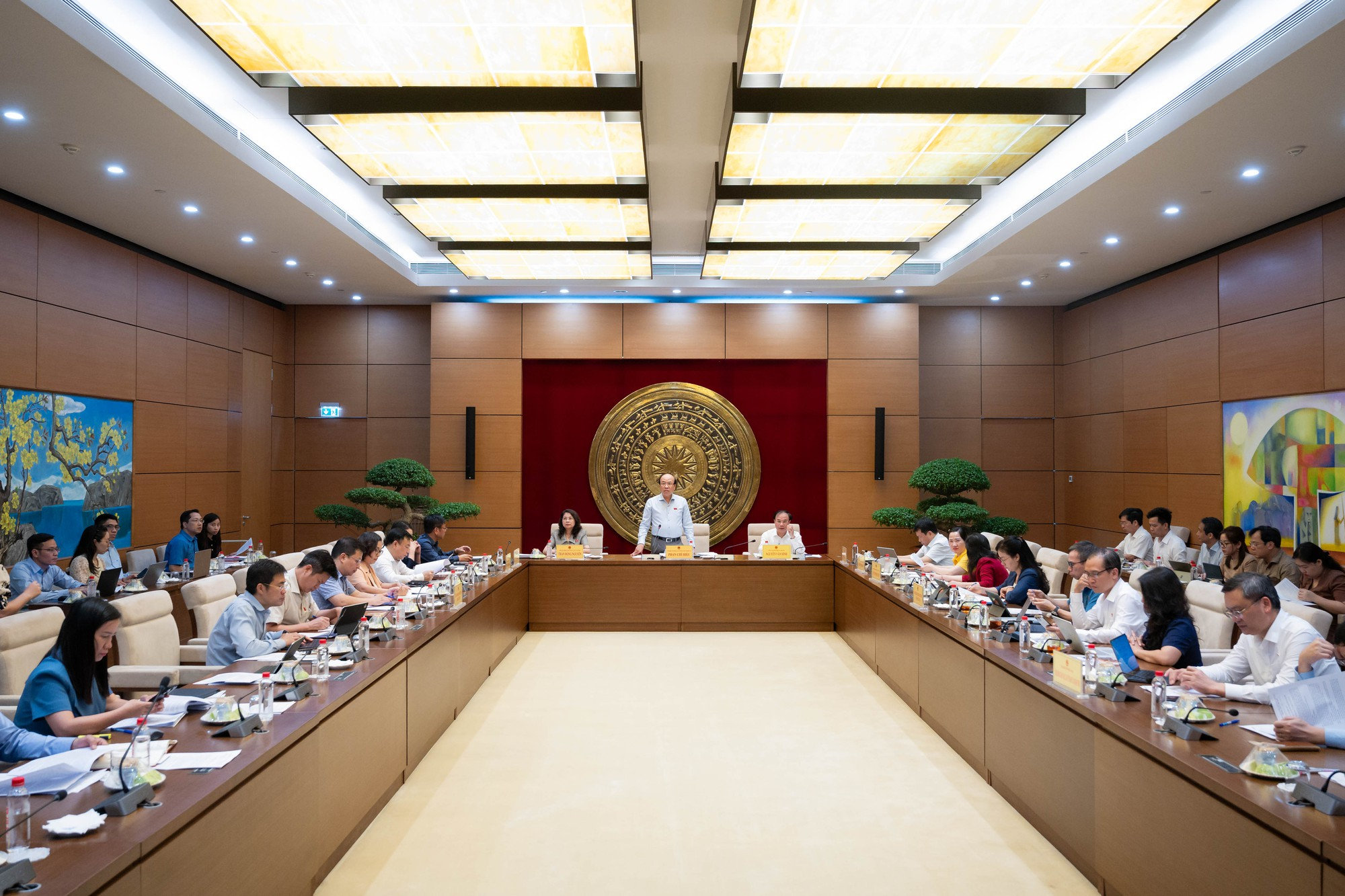 Dự thảo LUẬT NHÀ Ở (sửa đổi): Ưu tiên phát triển nhà ở cho thuê, nhà ở Dubai palace dubaicasino88 bốc thăm lì xì giá phù hợp...- Ảnh 1.