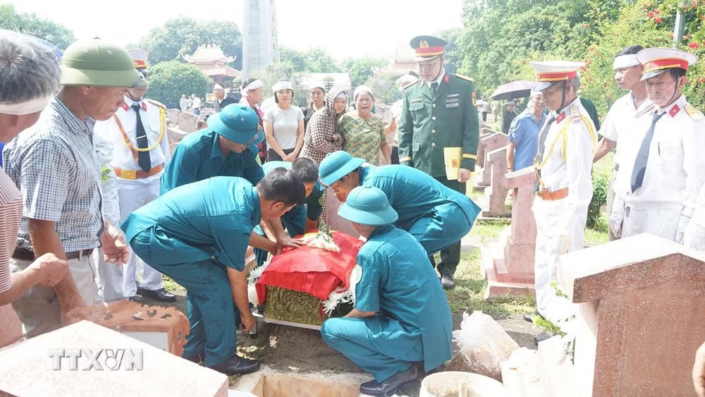 ttxvn-liet-sy-nguyen-trong-cat.jpg