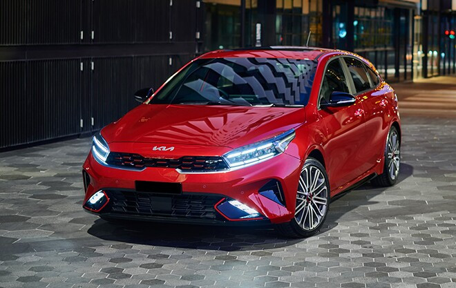 Cụm đèn chiếu sáng và thiết kế đầu xe Kia K3
