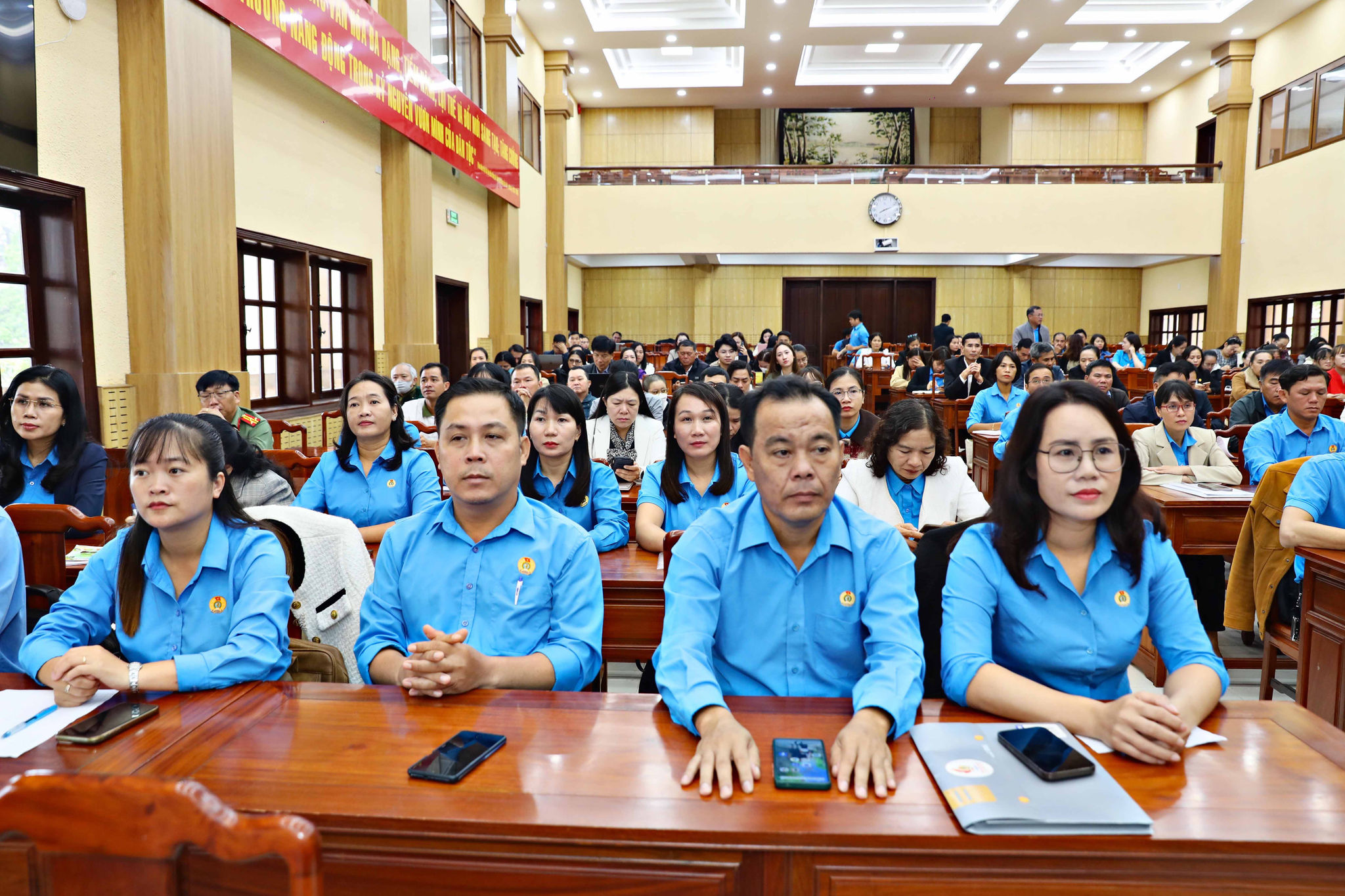 Các đại biểu là chủ tịch công đoàn các cơ quan, dubai casino 88 - dubai palace dubaicasino88.bio trên địa bàn Link vào dự hội nghị