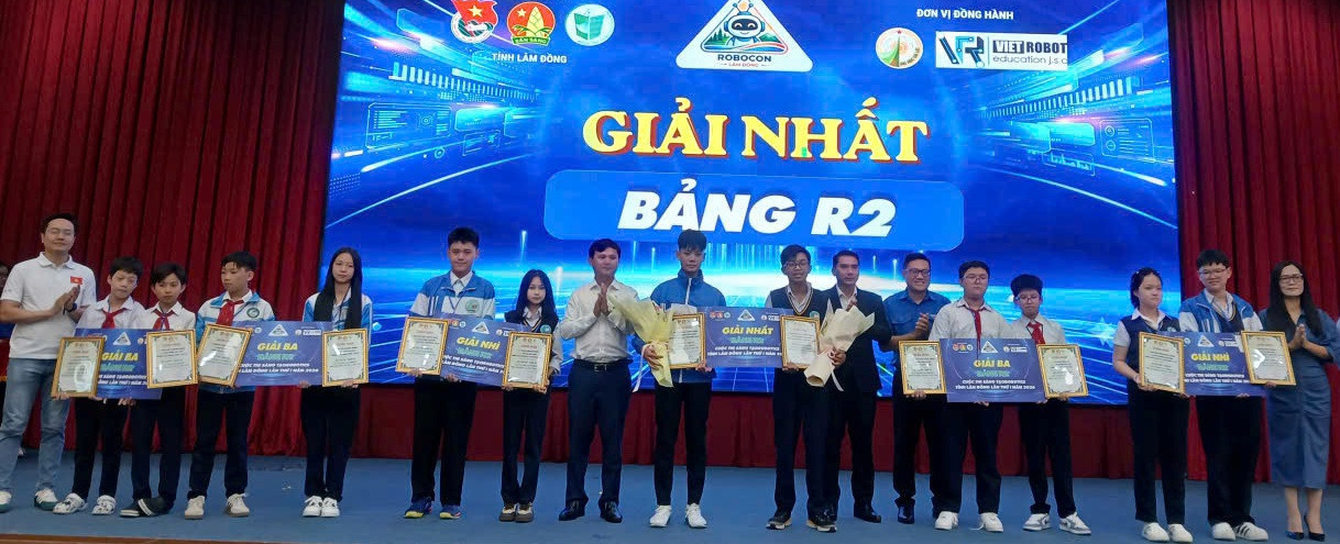 cac-thi-sinh-dat-giai-o-bang-r2(1).jpg