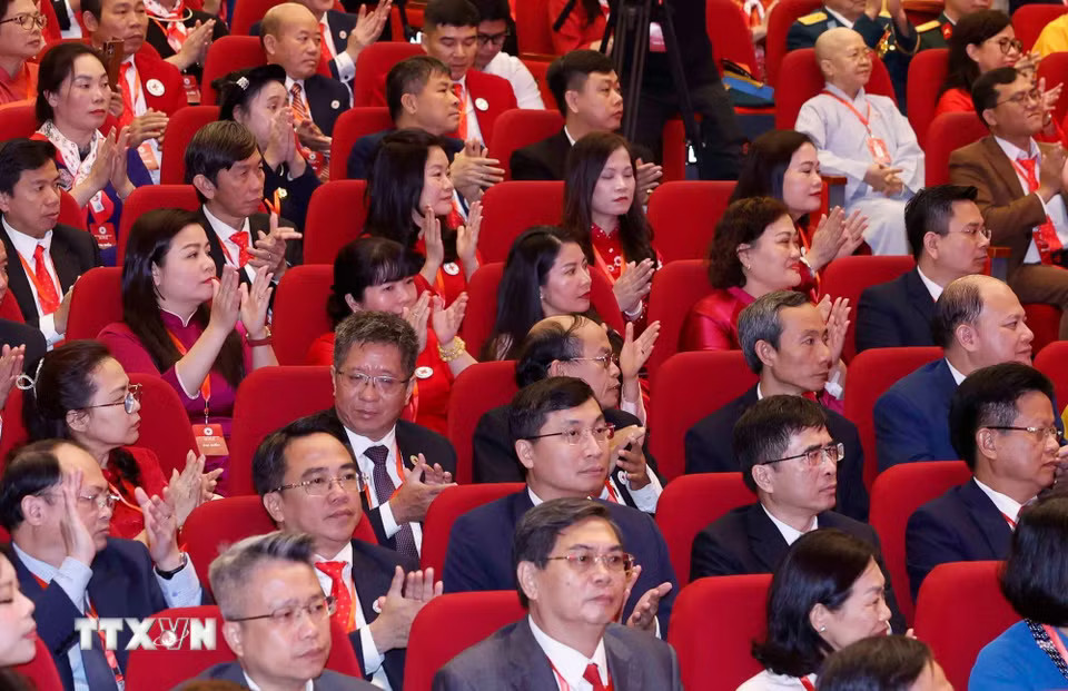 Các đại biểu tham dự Phiên khai mạc trọng thể Đại hội đại biểu toàn quốc Hội Chữ thập Đỏ Việt Nam lần thứ XII, nhiệm kỳ 2026-2031. (Ảnh: Thống Nhất/TTXVN)