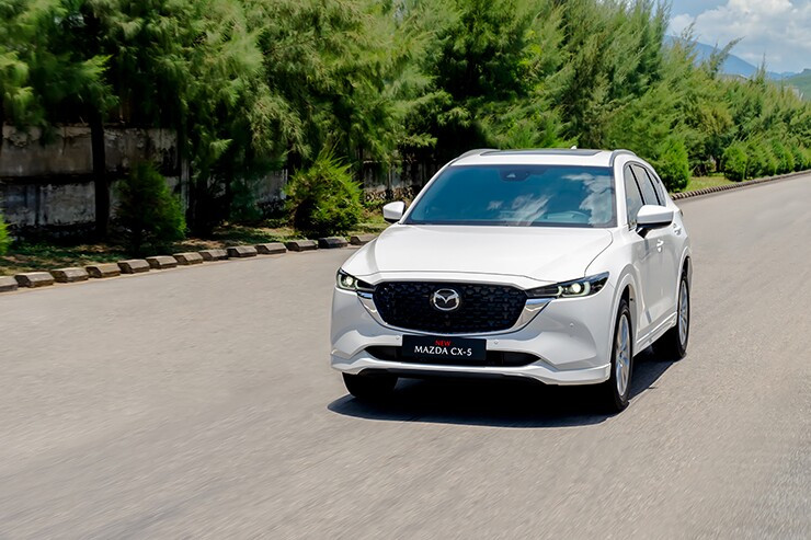Mazda CX-5 2026 nhìn từ phía trước