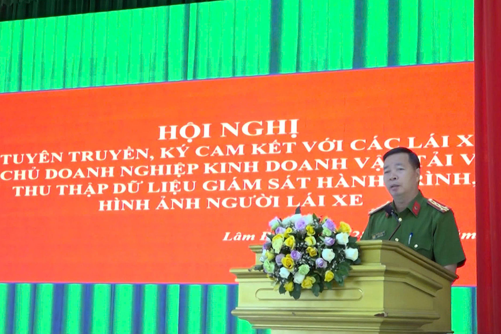dai-ta-nguyen-tuong-vu-pho-giam-doc-cong-an-tinh-phat-bieu-tai-hoi-nghi(1).jpg