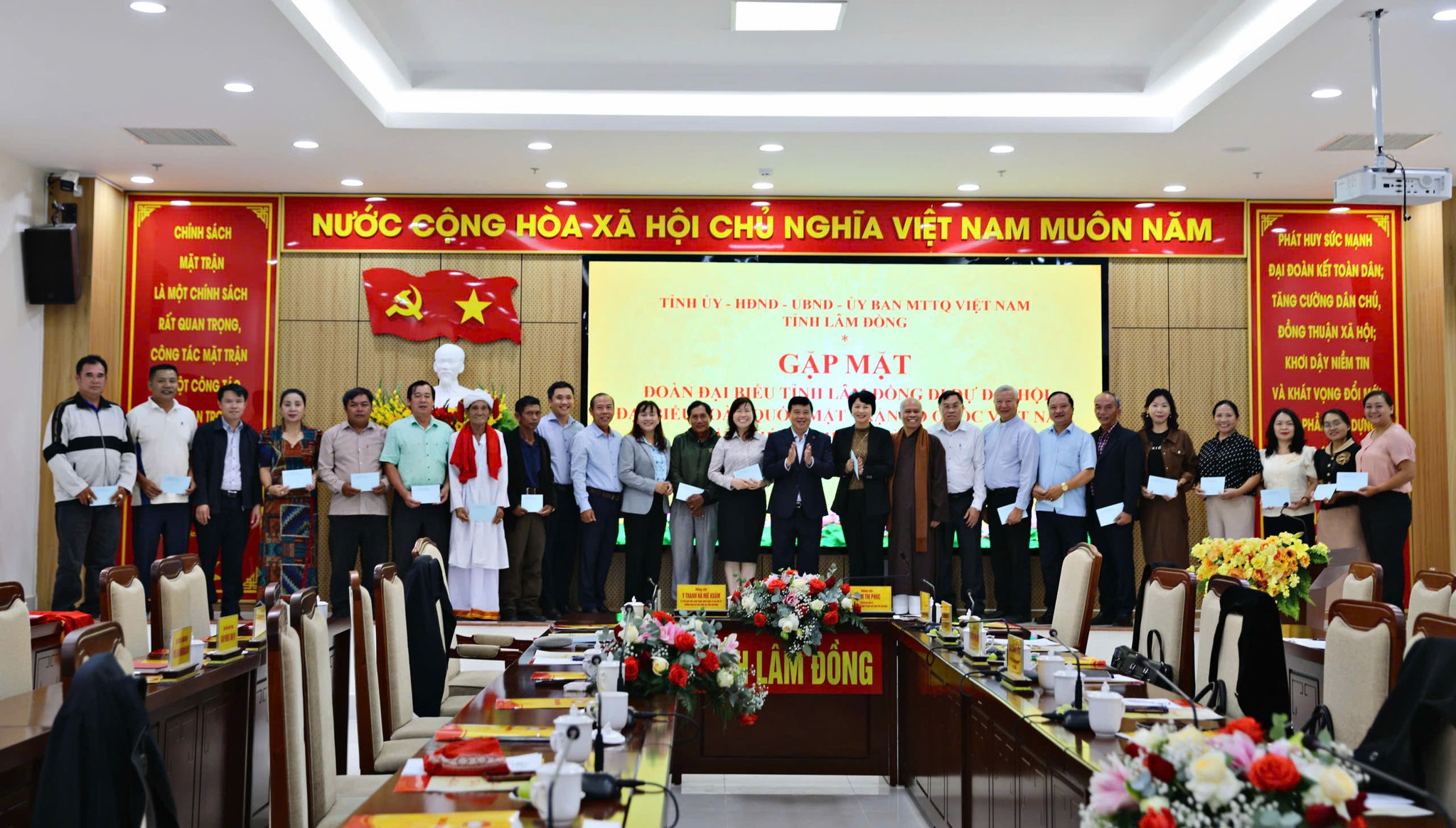 Lãnh đạo tỉnh Lâm Đồng gặp mặt, động viên các đại biểu trước thềm Đại hội đại biểu MTTQ Việt Nam