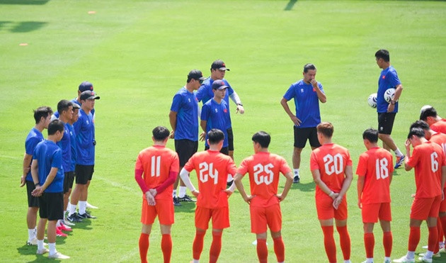 Việt Nam đối diện 2 thử thách khó là Singapore và Indonesia. (Ảnh: VFF)