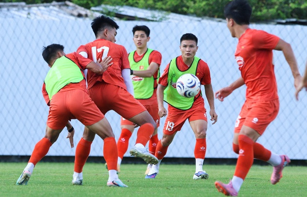 Tuyển Việt Nam giữ bản sắc nhờ lực lượng nội binh vững chắc.