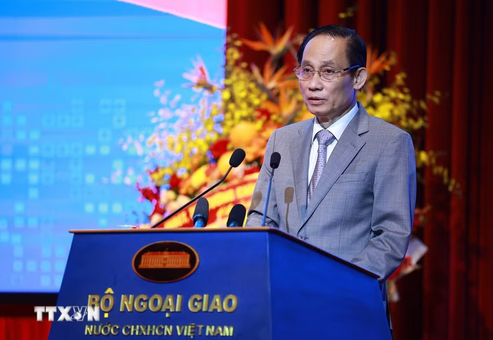 ttxvn-thu-tuong-le-minh-hung-du-phien-toan-the-hoi-nghi-ngoai-giao-lan-thu-33-5.jpg