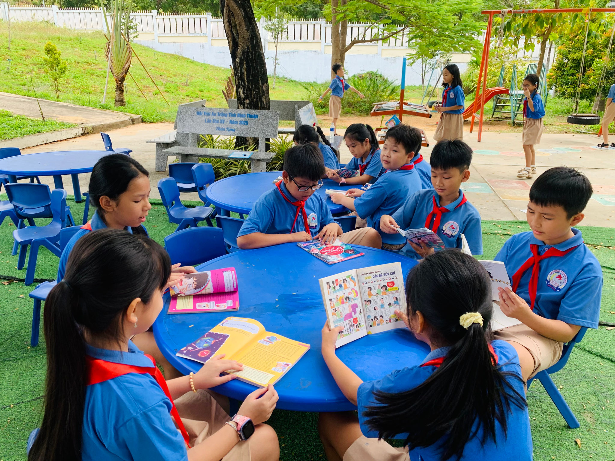 Góc đọc xanh tại Trường TH Mũi Né 3