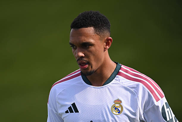 Trent Alexander-Arnold trở lại Real Madrid với trạng thái sung mãn