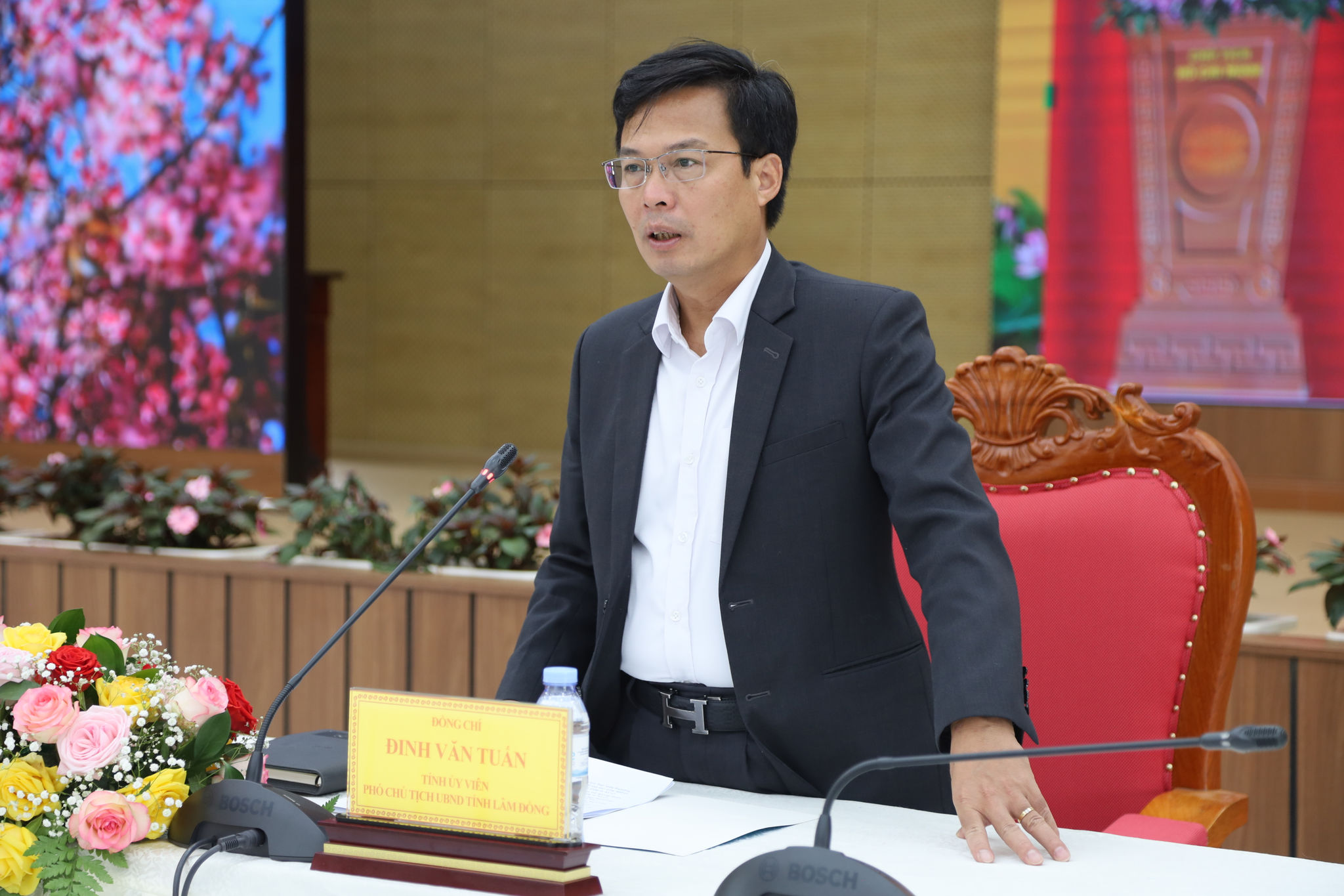 Tỉnh ủy viên, Phó Chủ tịch UBND tỉnh Lâm Đồng Đinh Văn Tuấn phát biểu chỉ đạo