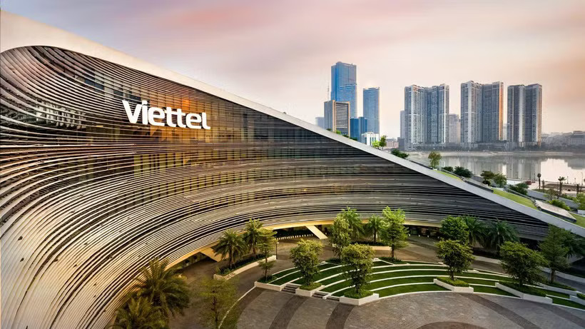Viettel ghi nhận doanh thu hơn 220.000 tỷ đồng trong năm 2025, nộp ngân sách 42.290 tỷ đồng. (Ảnh: Viettel)
