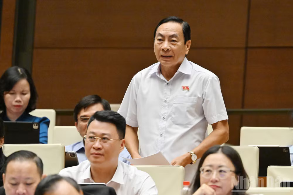 Đại biểu Phạm Văn Hòa (Đoàn Đồng Tháp). ndo_br_pham-van-hoa-dong-thap-1.jpg