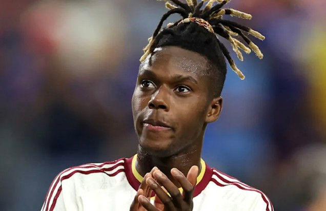Nico Williams nằm trong danh sách ưu tiên chiêu mộ của Arsenal. Ảnh: Getty.