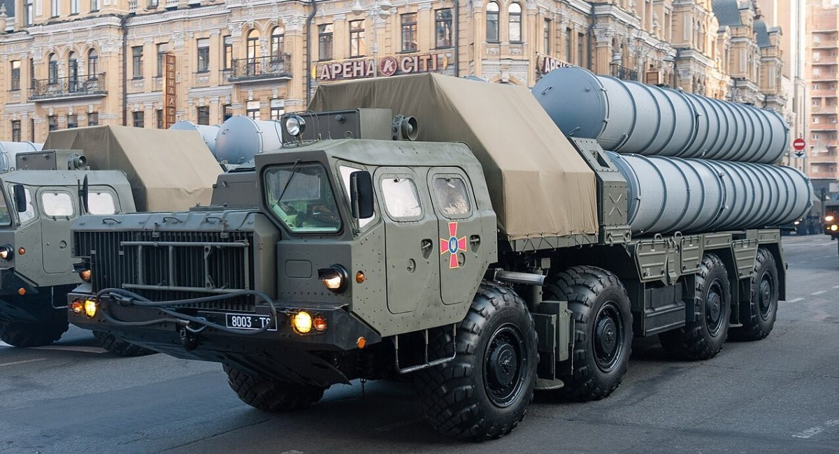 Tổ hợp phòng không S-300PS trong biên chế quân đội Ukraine. Ảnh: VoidWanderer