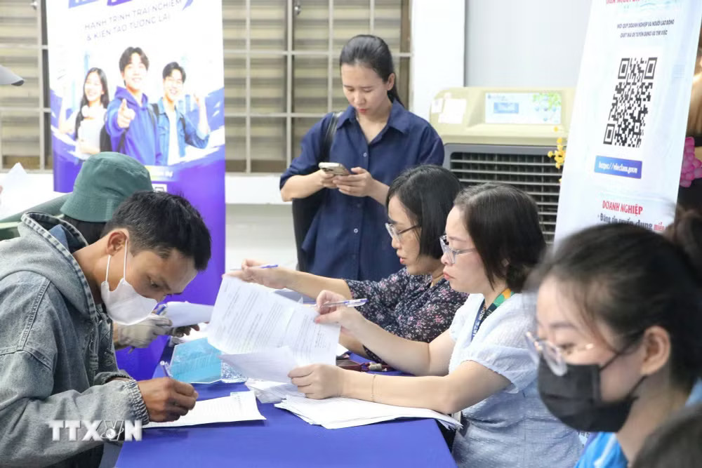 ttxvn-thanh-pho-ho-chi-minh-ngay-hoi-viec-lam-nam-2026-8947057.jpg