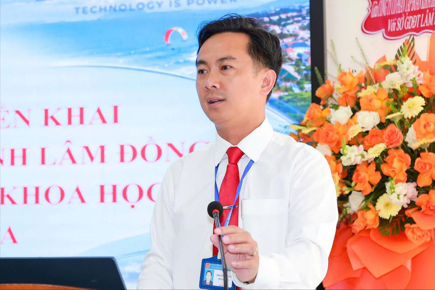 ong-phan-duc-thai-pho-gd-so-gd-dt-cho-biet-chuyen-doi-so-la-mot-trong-nhung-nhiem-vu-trong-tam-cua-nganh-giao-duc-1-.jpg