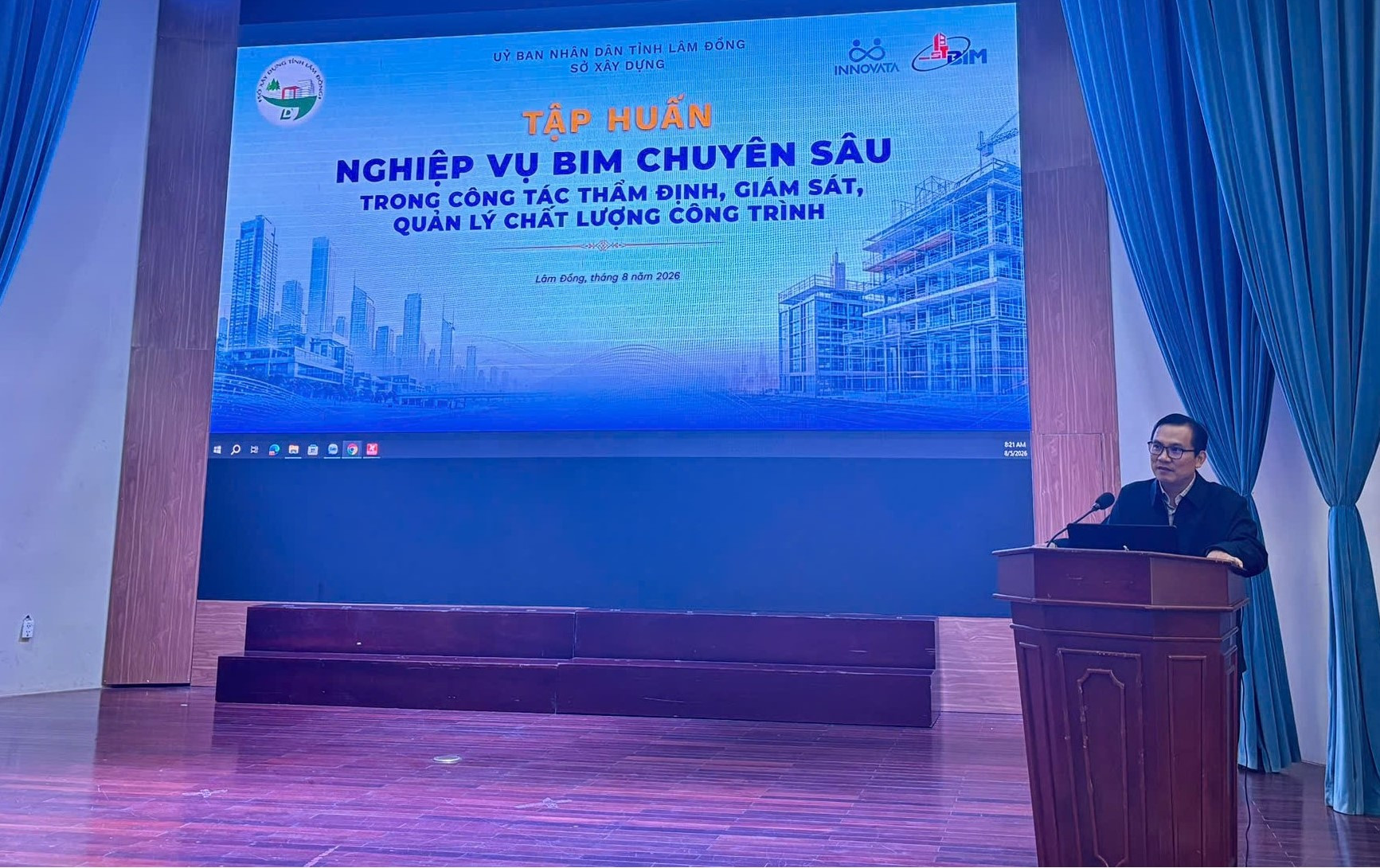 Nguyễn Anh Tuấn -Phó Giám đốc Sở Xây dựng tỉnh phát biểu khai mạc lớp bồi dưỡng khu vực Đà Lạt