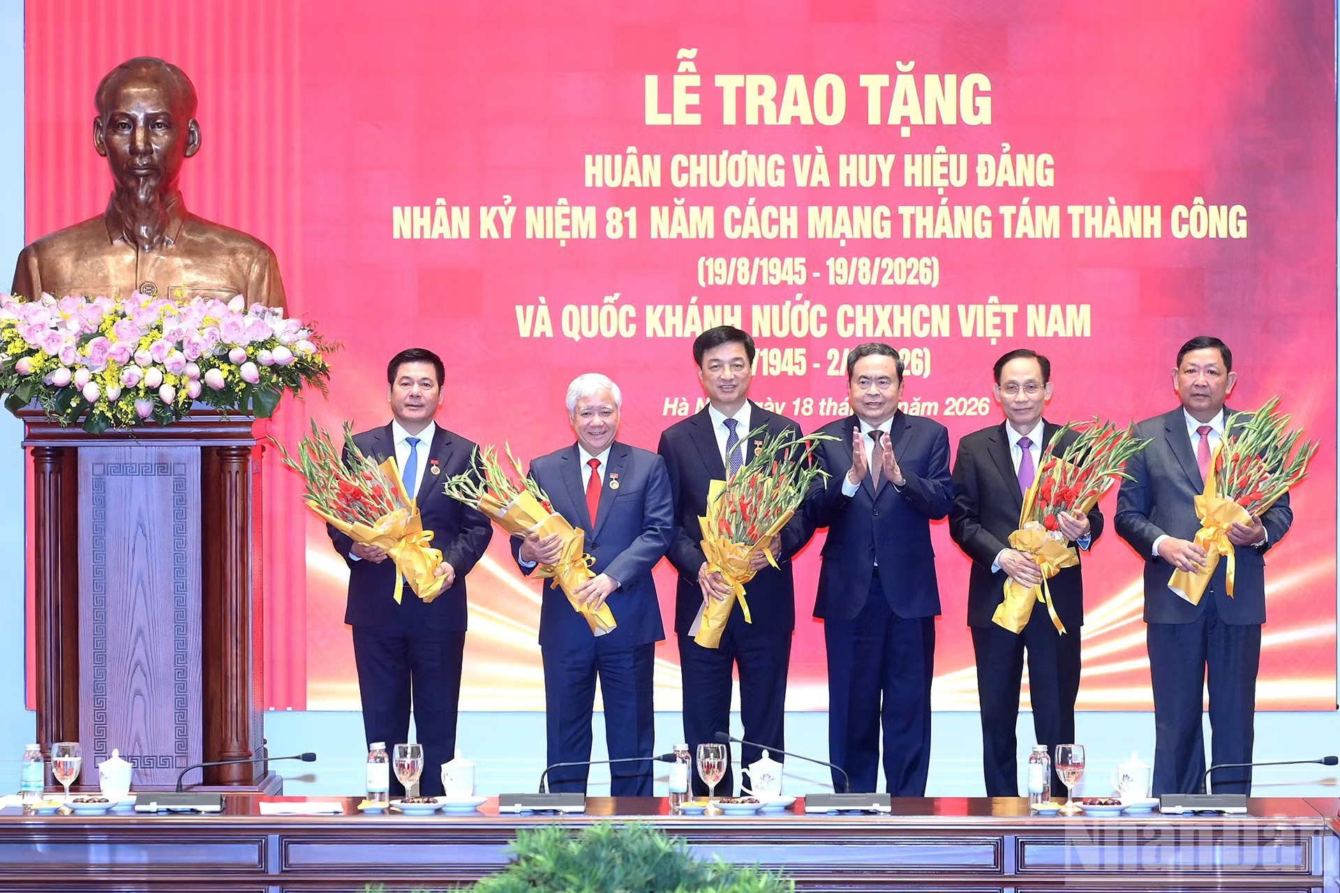 ndo_br_a16-bnd-7077.jpg