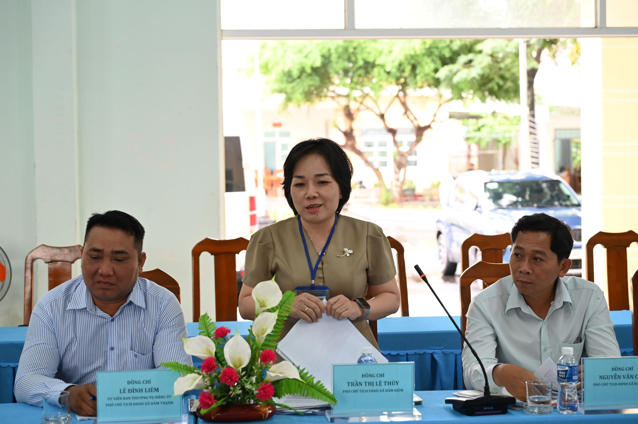 Bà Trần Thị Lệ Thủy, Phó Chủ tịch UBND xã Hàm Kiệm phát biểu tại buổi giám sát
