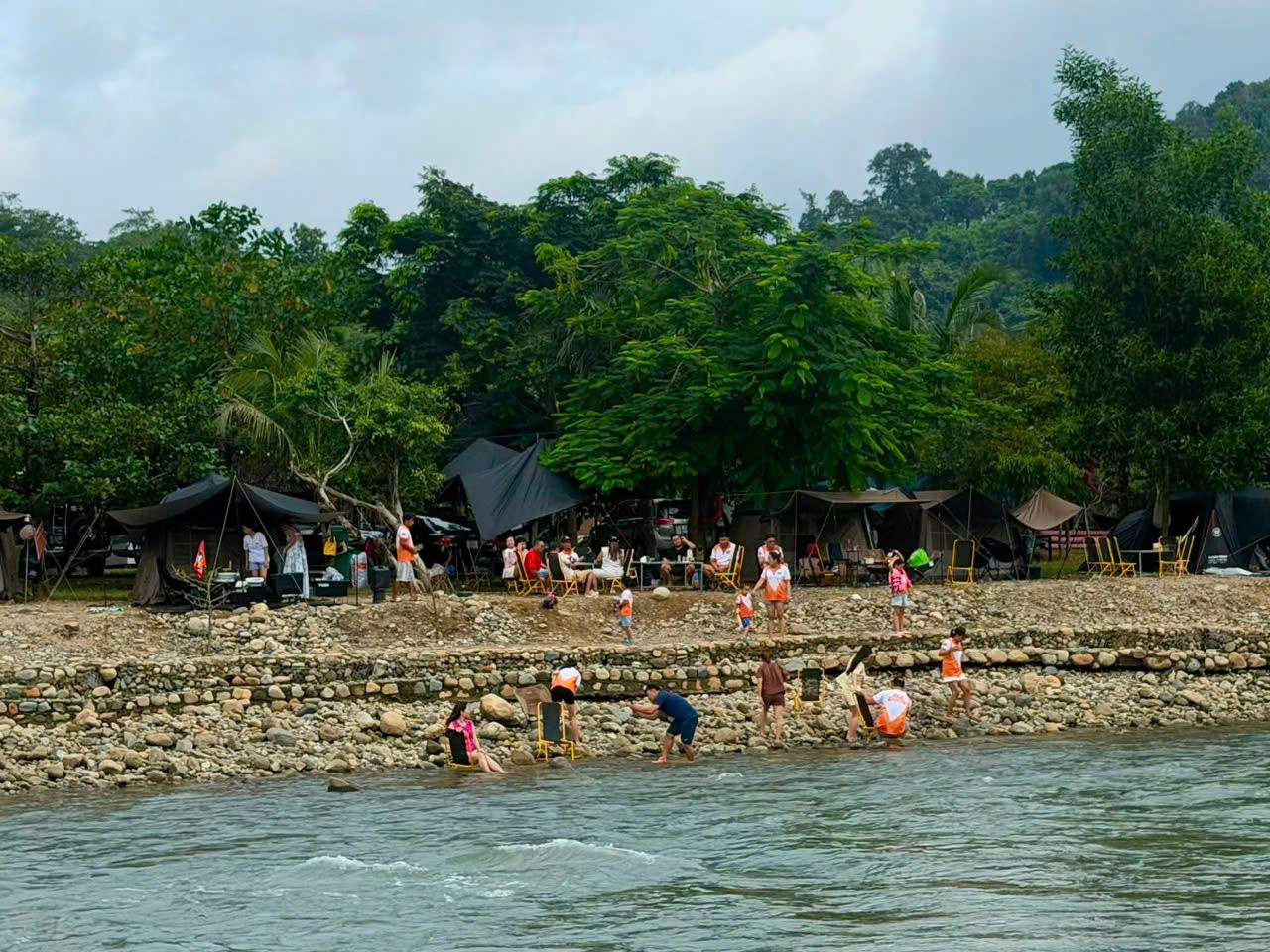 Điểm du lịch canh nông ở thôn La Ngâu, xã Đồng Kho luôn đông khách