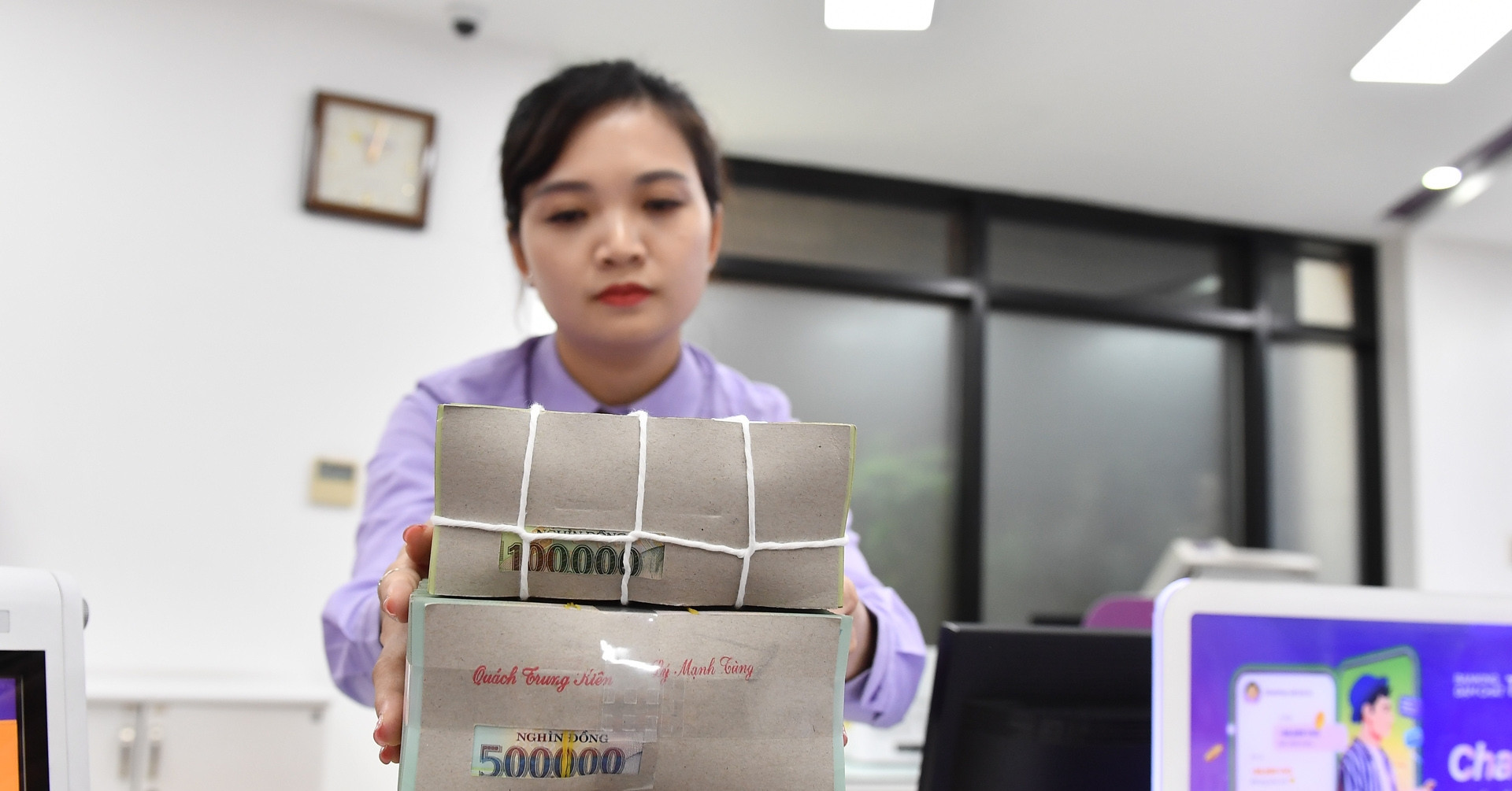 Lãi suất ngân hàng ngày 19/8/2026