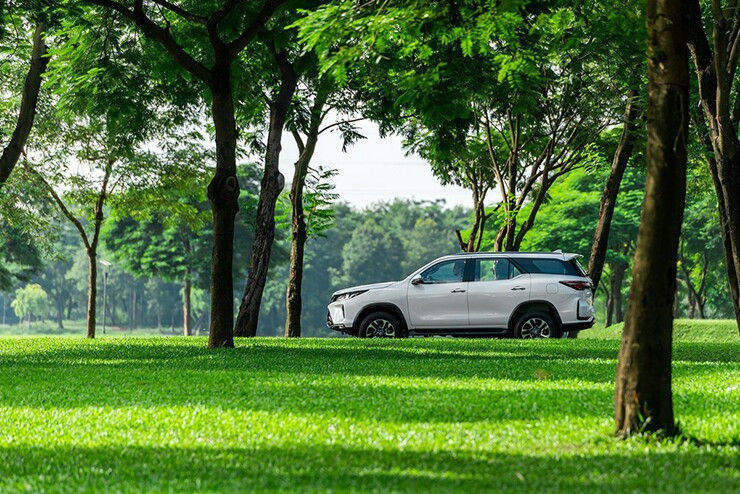 Giá xe Toyota Fortuner cập nhật tháng 8/2026 - 2