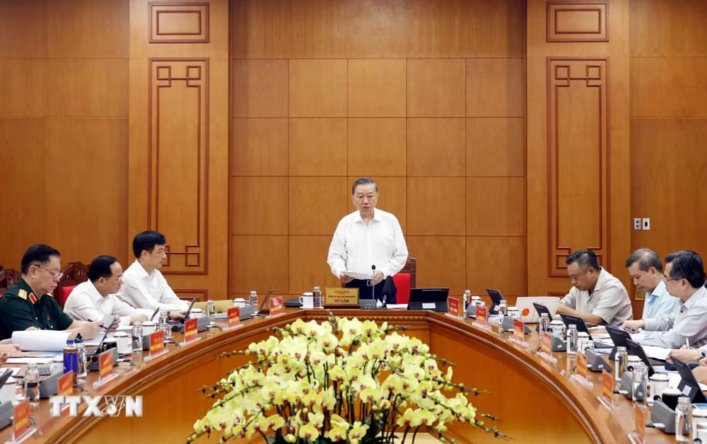 ttxvn-tong-bi-thu-chu-tich-nuoc-to-lam-lam-viec-voi-ban-to-chuc-trung-uong-ve-de-an-so-ket-5-nam-thuc-hien-nghi-quyet-so-28-nqtw-8967494-2.jpg