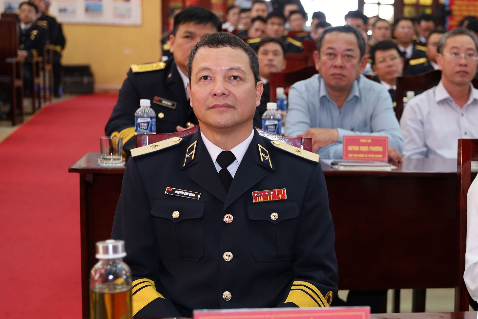 chuan-do-doc-nguyen-van-quan-tu-lenh-vung-2-hai-quan-du-le-ky-niem(1).jpg