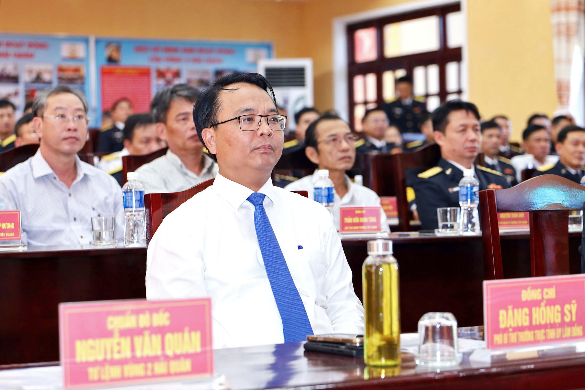 dong-chi-dang-hong-sy-pho-bi-thu-thuong-truc-tinh-uy-lam-dong-du-le-ly-niem(1).jpg