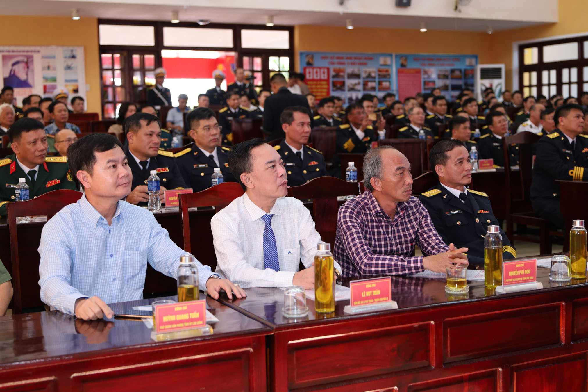 lanh-dao-cac-so-ban-nganh-du-le-ky-niem(1).jpg