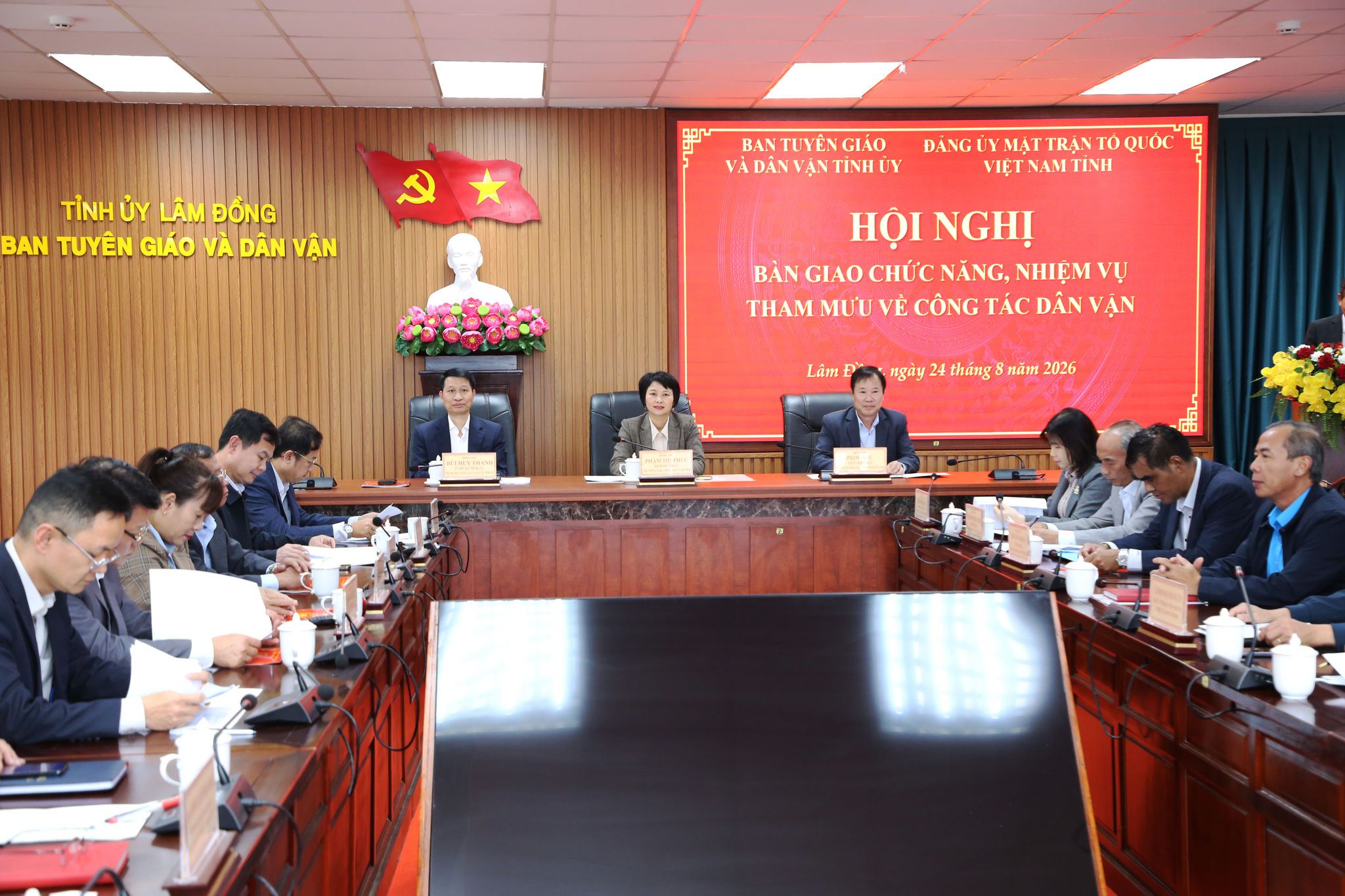 dân vận (2)