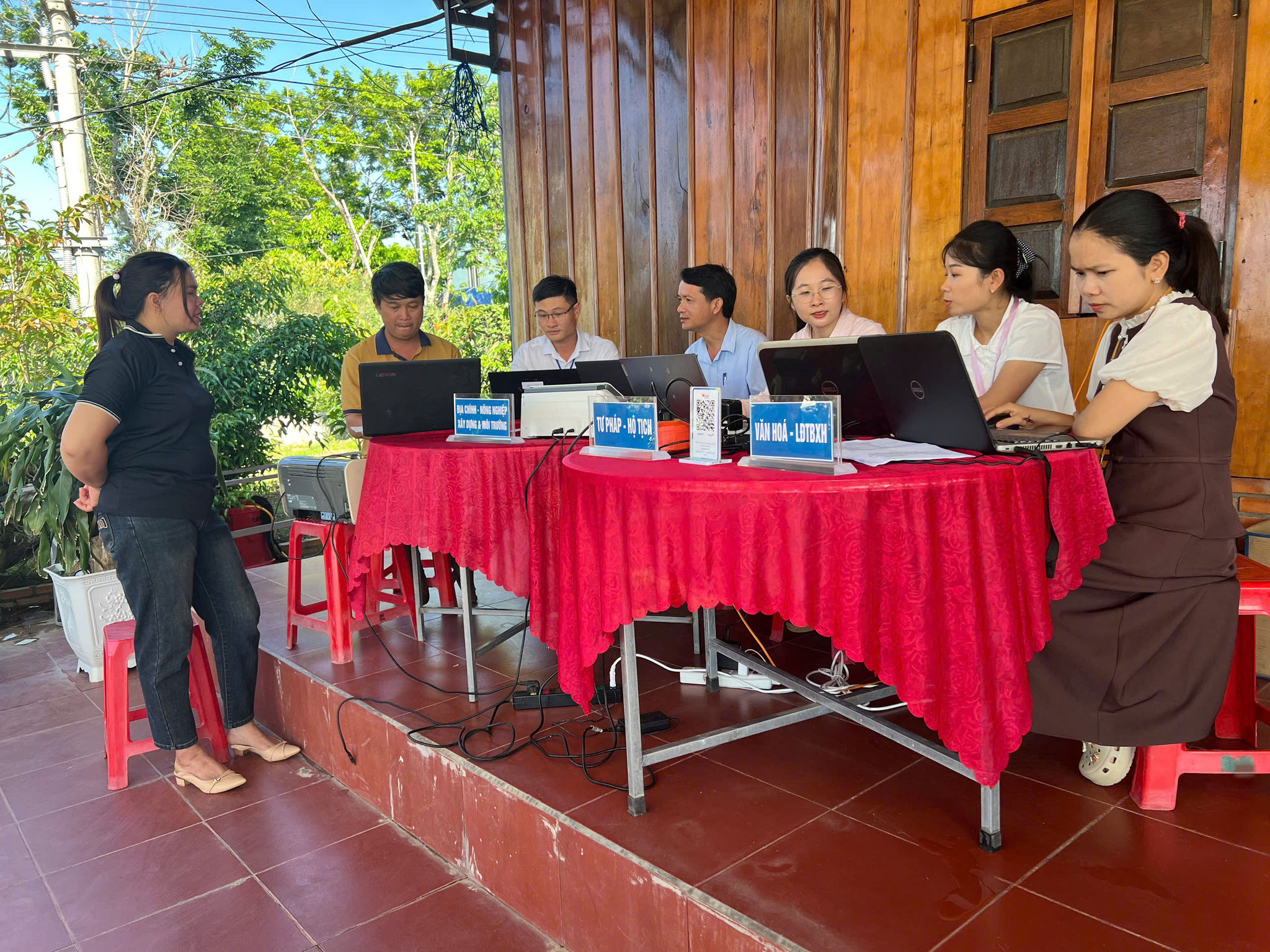 hành chính công về cơ sở4