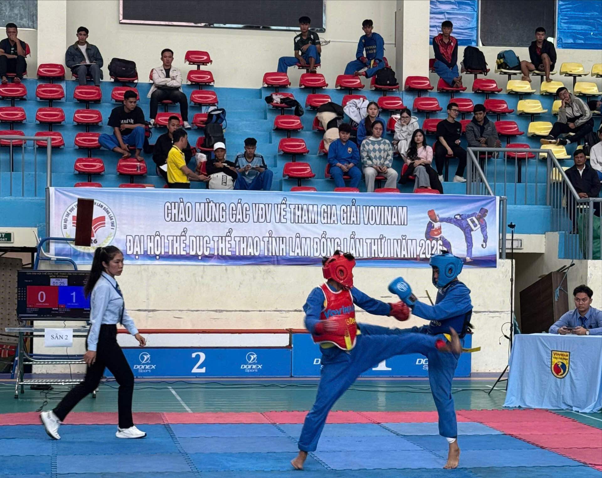mon-vovinam-tai-dai-hoi-tdtt-tinh-chung-kien-trinh-do-chuyen-mon-cao-cua-cac-vdv-tre(1).jpg